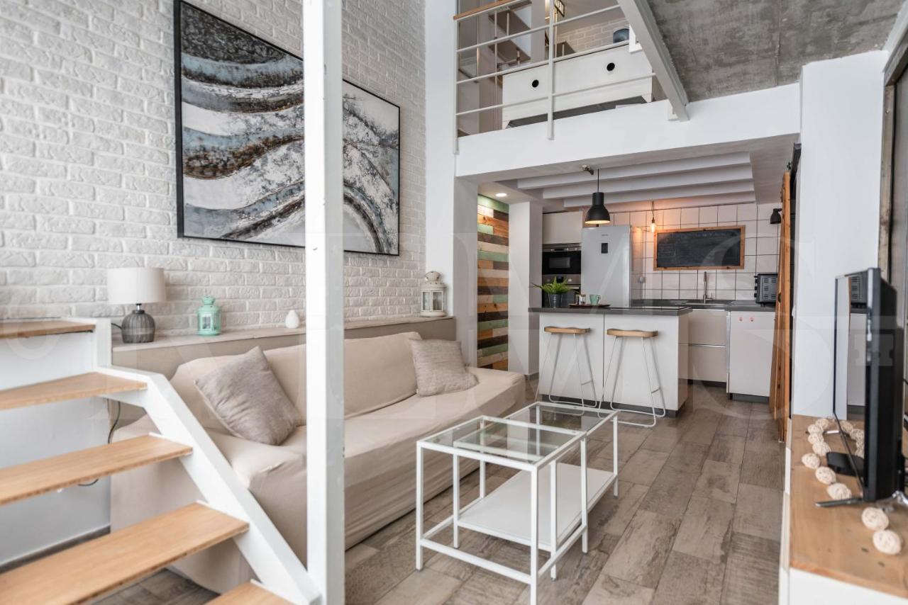 Bright Duplex Loft Next To The City Center By Rems マラガ エクステリア 写真